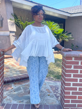 Load image into Gallery viewer, White Ruffle Blouse
