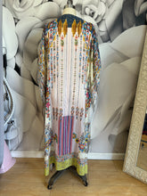 Load image into Gallery viewer, Printed Caftan
